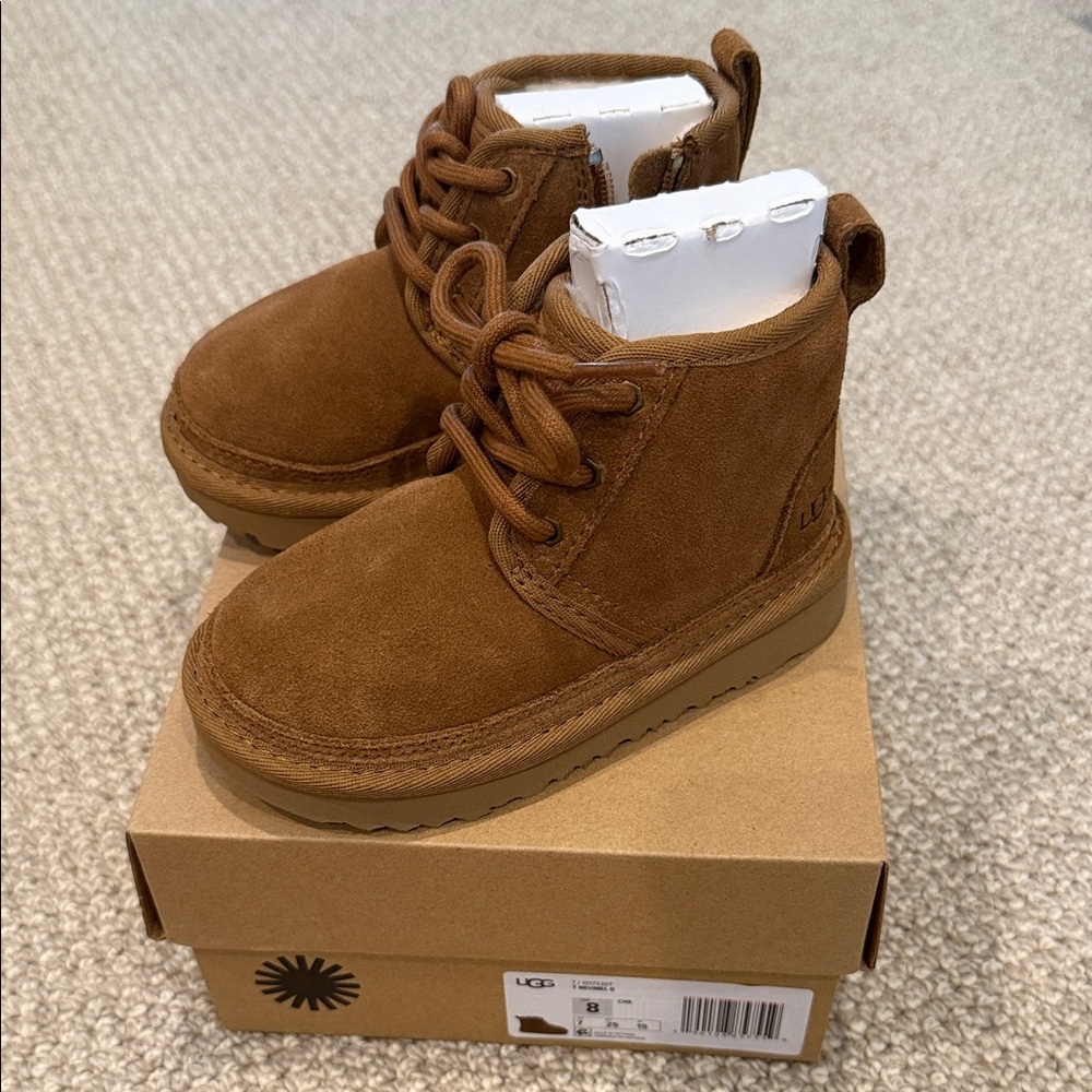 UGG toddler Brown Boots Neumell II size 8